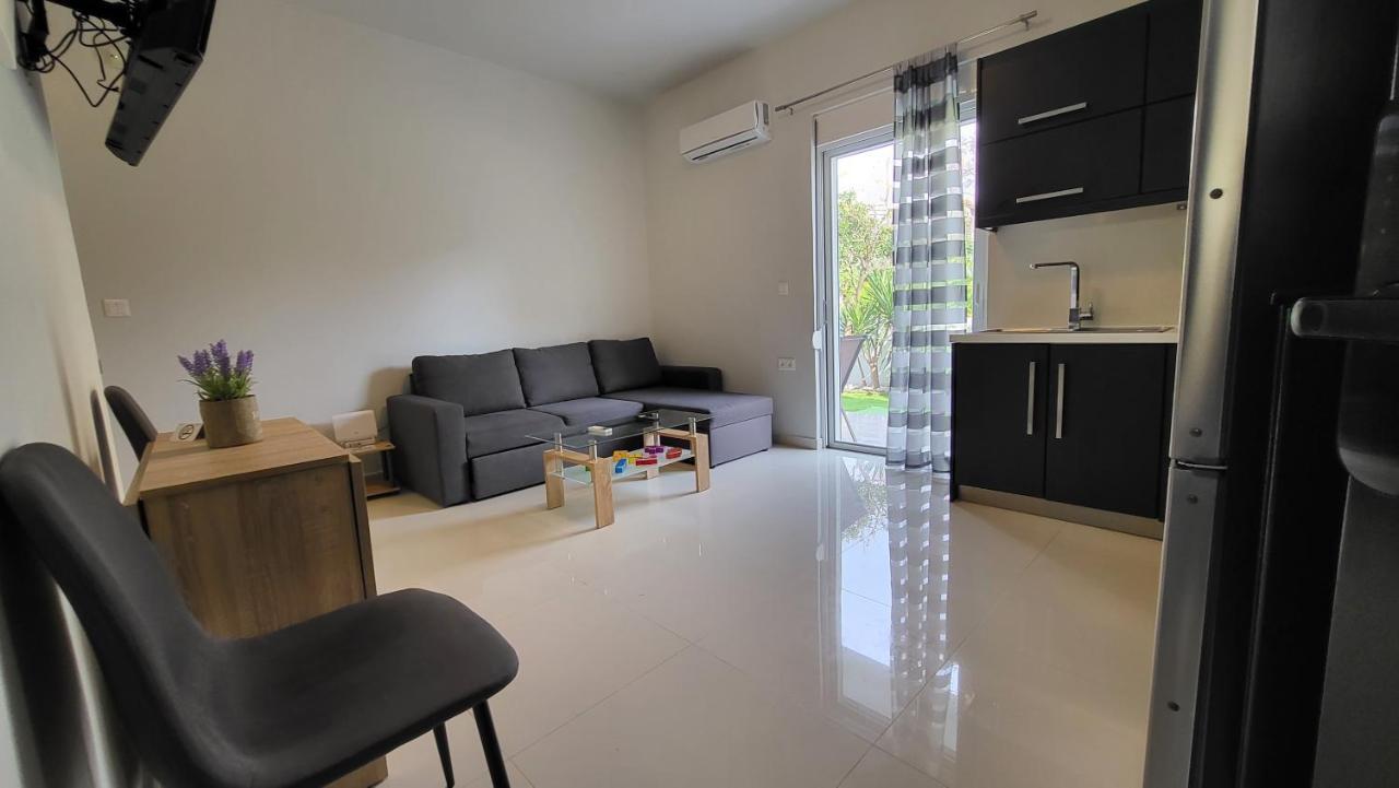 Konnet Apartment Rhodes City Bagian luar foto