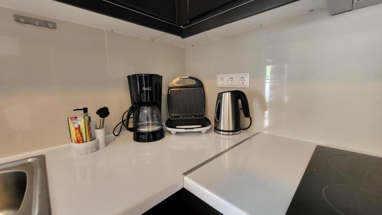 Konnet Apartment Rhodes City Bagian luar foto