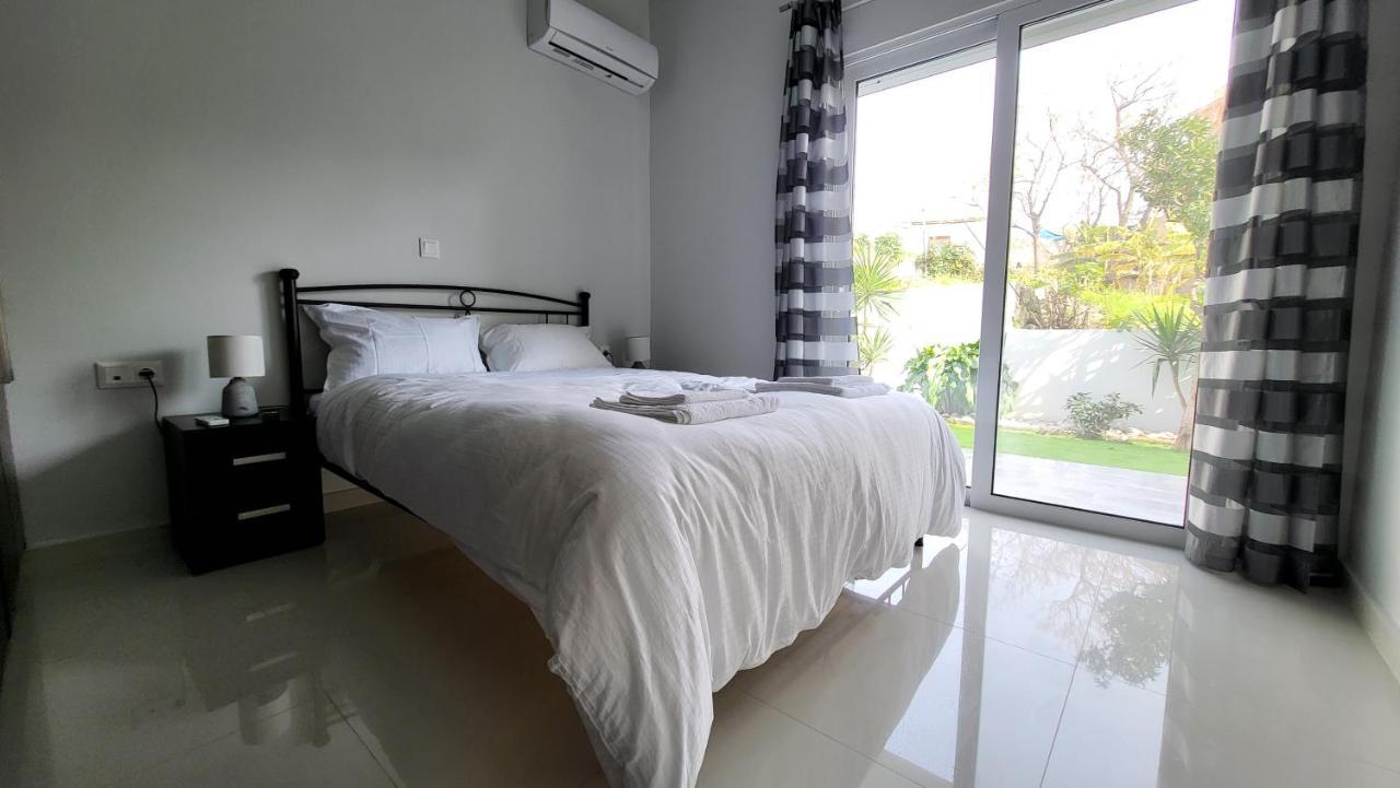 Konnet Apartment Rhodes City Bagian luar foto