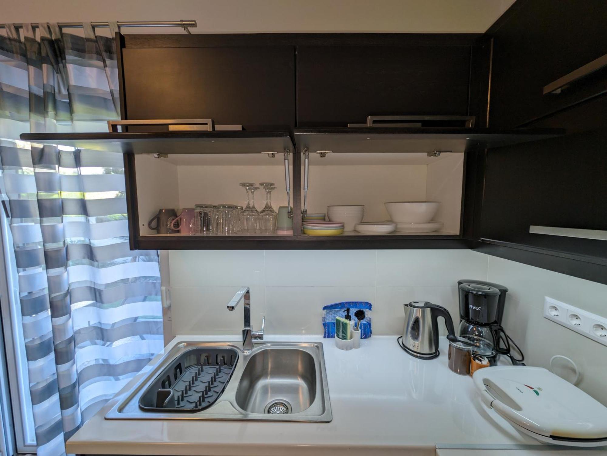 Konnet Apartment Rhodes City Bagian luar foto